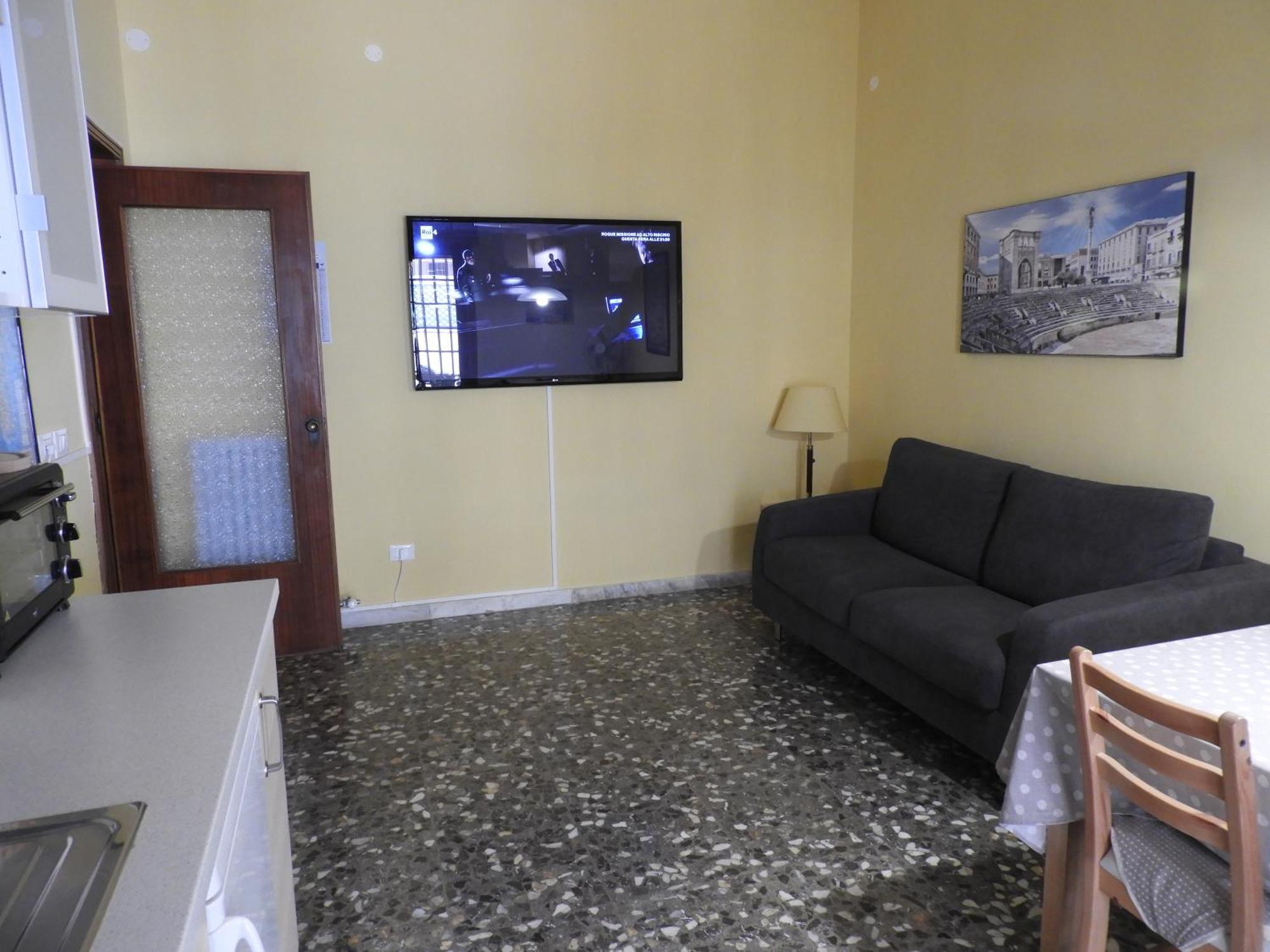 Ferienwohnung Oleandro E Glicine Lecce Exterior foto