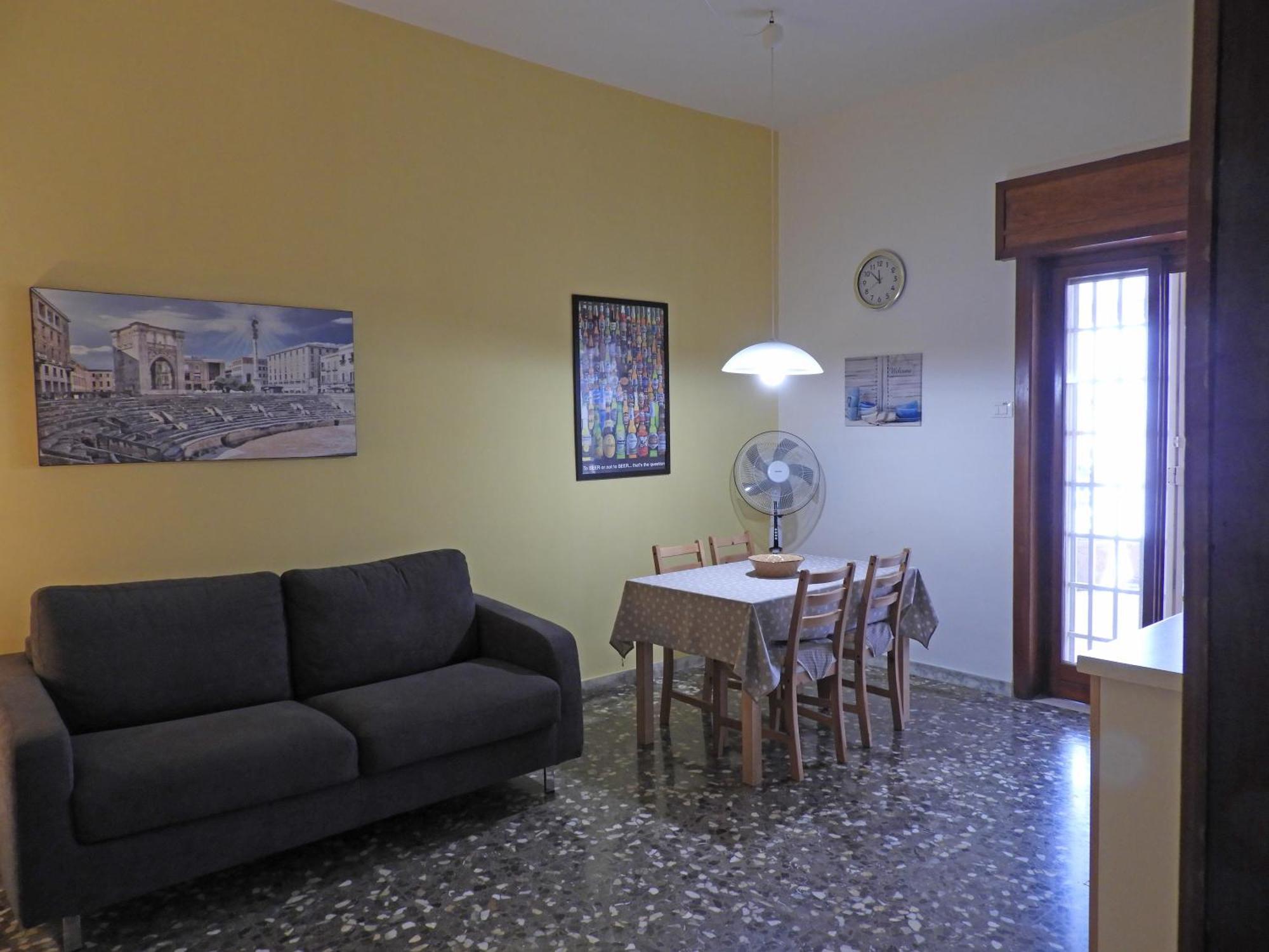 Ferienwohnung Oleandro E Glicine Lecce Exterior foto