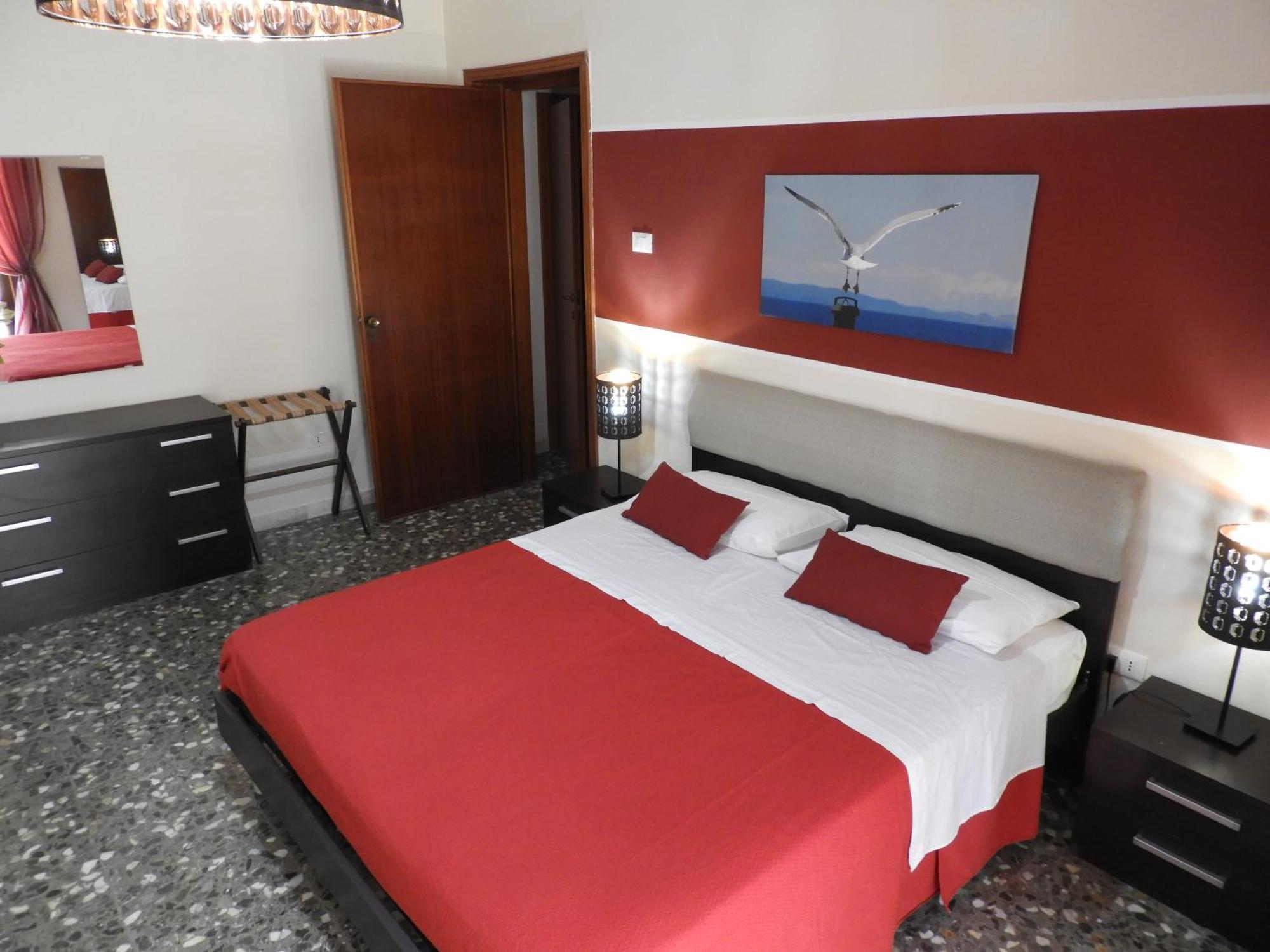 Ferienwohnung Oleandro E Glicine Lecce Exterior foto